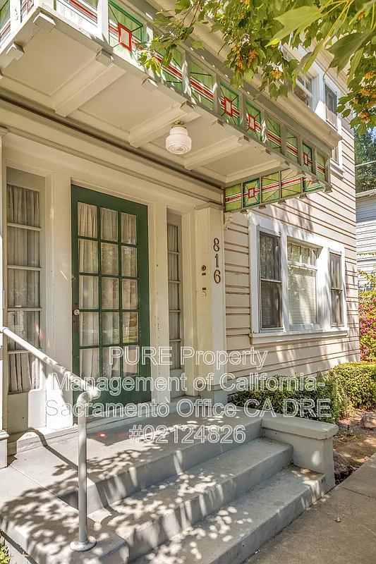 Building Photo - 816 22nd St #1