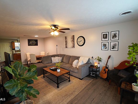 2nd image of 1723 Brookline Ct #1