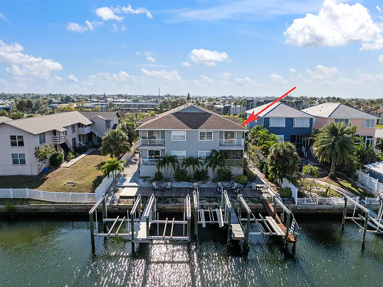 1013 Apollo Beach Blvd — Photo 24