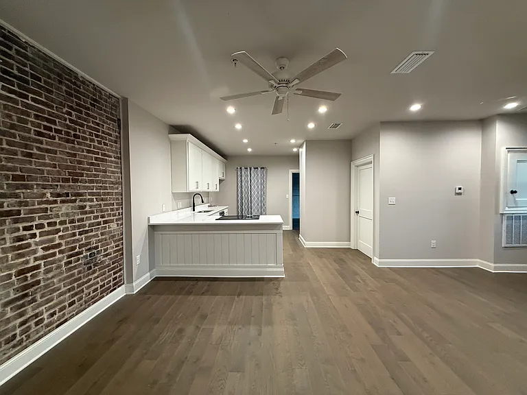 102 N Alston St #203 — Photo 7