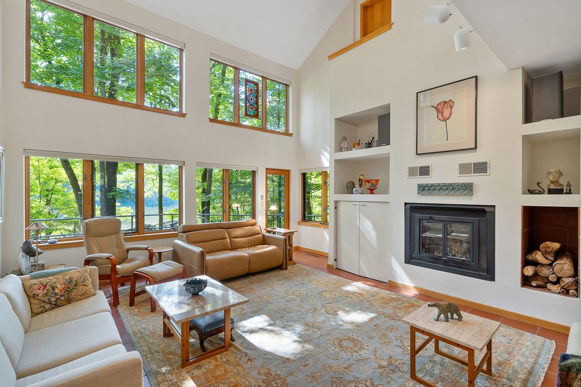 next background image