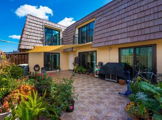 961 Springdale Cir, Palm Springs, FL 33461