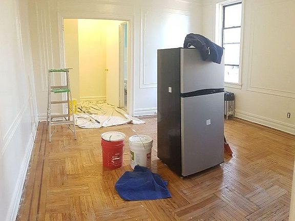 4th image of 170 Hawthorne St APT 3C