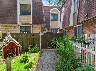 138 Golf Ln, Medford, NY 11763