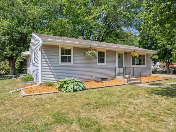 6101 Edgewood Ave, Woodbury, MN 55125
