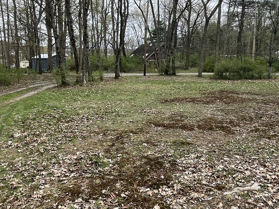 1st image of 205 Kings Way