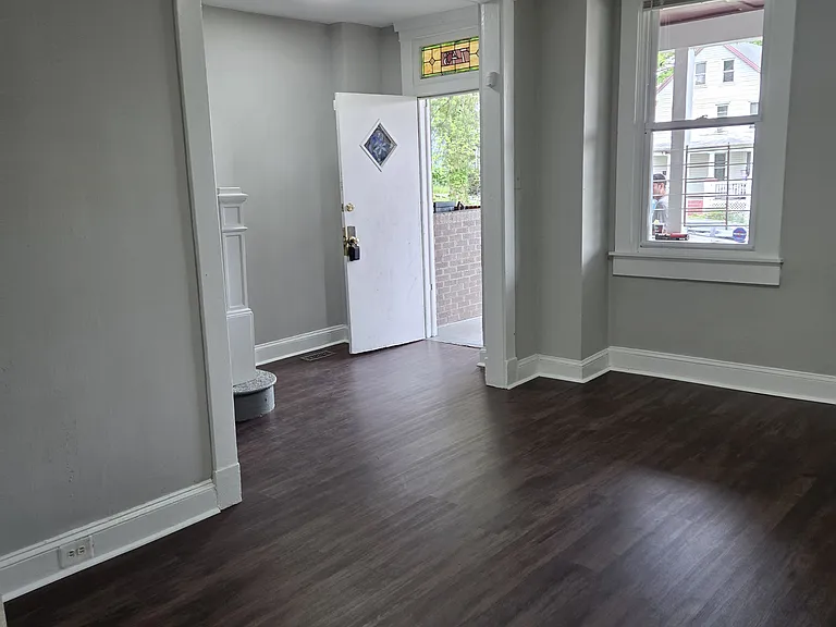 743 Springfield Ave — Photo 23