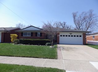 29619 Pinto Dr, Warren, MI
