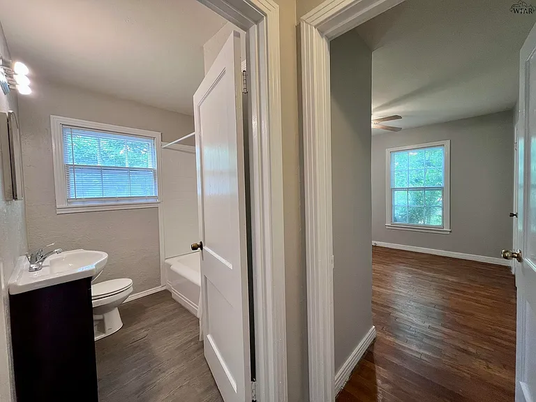 4701 Spiser Ln — Photo 14