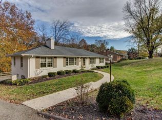 3540 Hartland Rd SW, Roanoke, VA 24015