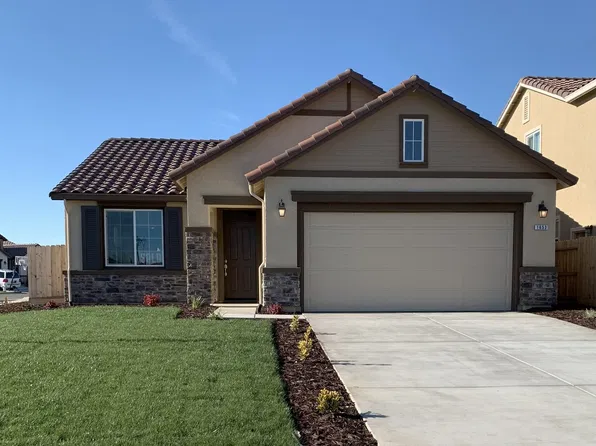 1653 Clover Ct, Los Banos, CA 93635