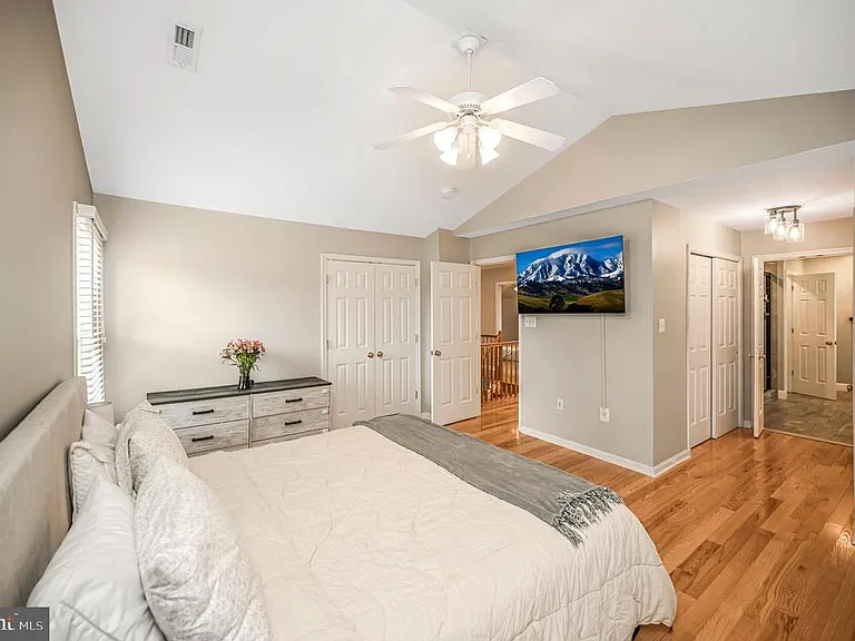 15385 Windsong Ln — Photo 29