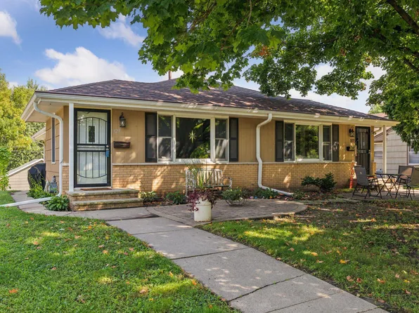 329 & 327 16th Ave N, Hopkins, MN 55343