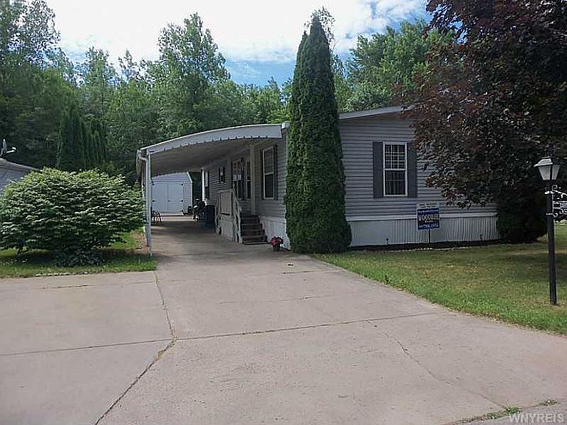 1st image of 519 Oak Orchard Est