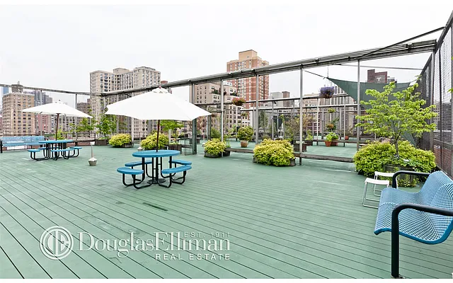 Sold by Douglas Elliman | media 20