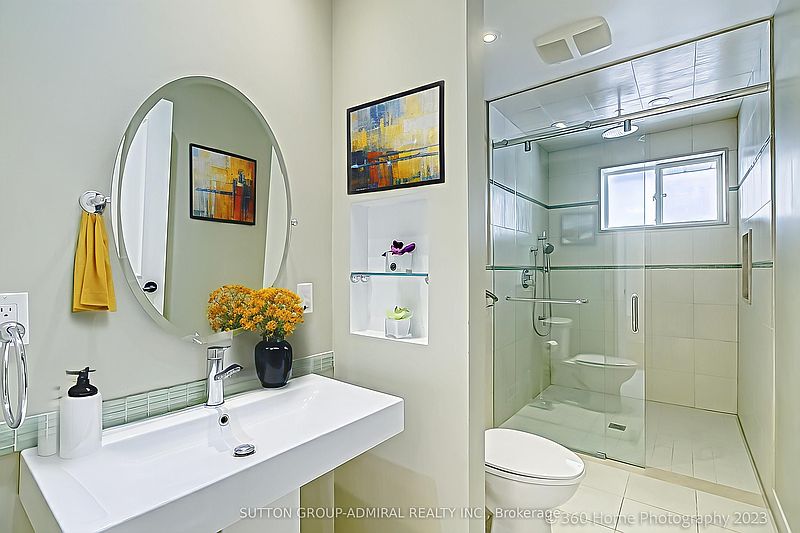 Toronto House for rent - 3 Bedrooms — photo 8
