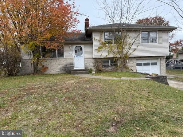 65 Tilford Rd, Somerdale, NJ 08083