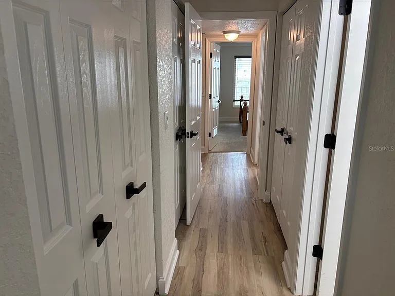 121 Island Way #331 — Photo 9