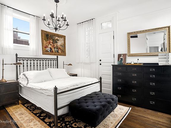 4th image of 31-33 W 12th St APT 5E