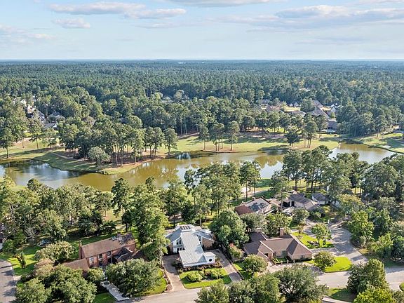 2nd image of 404 Crown Colony Dr