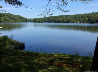 28 Lake Dr, Bethlehem, CT 06751