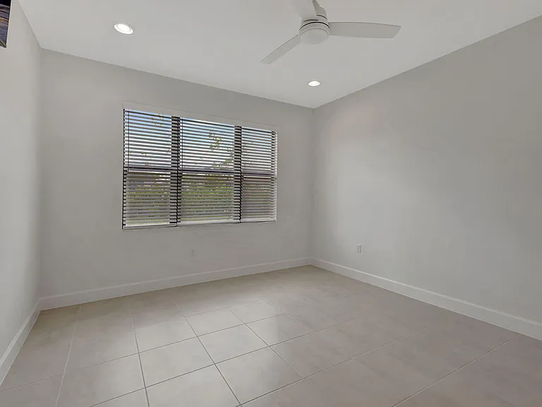 12557 SW Rain River Dr — Photo 19