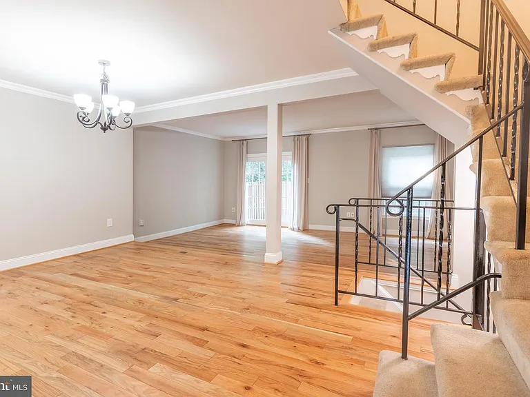 8020 Bethelen Woods Ln — Photo 4