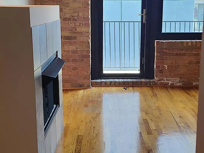 1 bed, 1.0 bath, 860 sqft, $1,880 — Photo 2