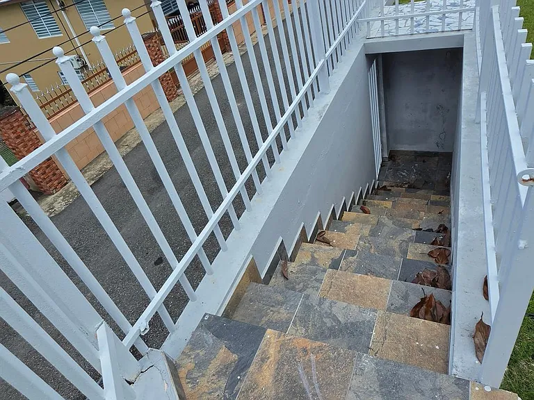 19 Bo Rio Gdn #115 — Photo 3