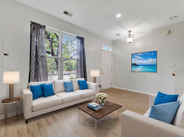 4287 S Capitol St SW, Washington, DC 20032