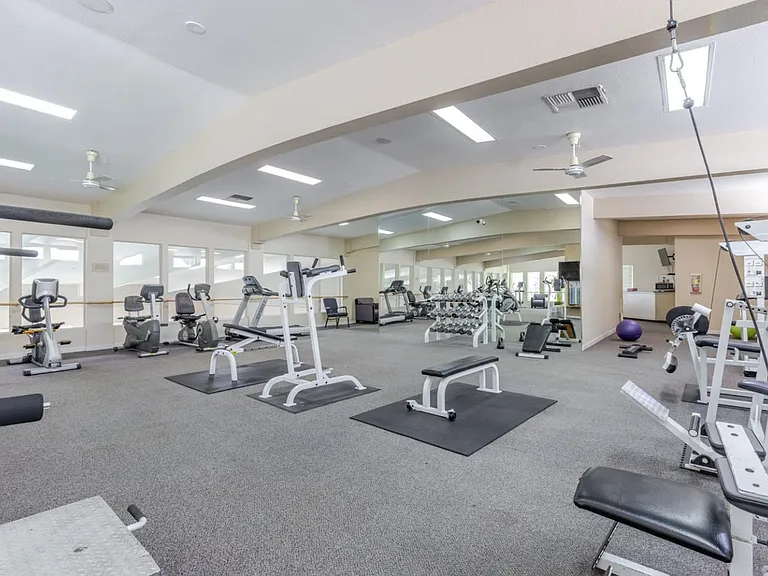Tradewinds Dr — Photo 11