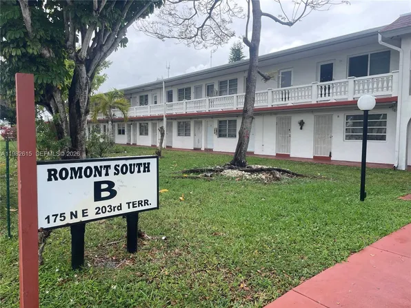 175 NE 203rd Ter APT 28, Miami Gardens, FL 33179