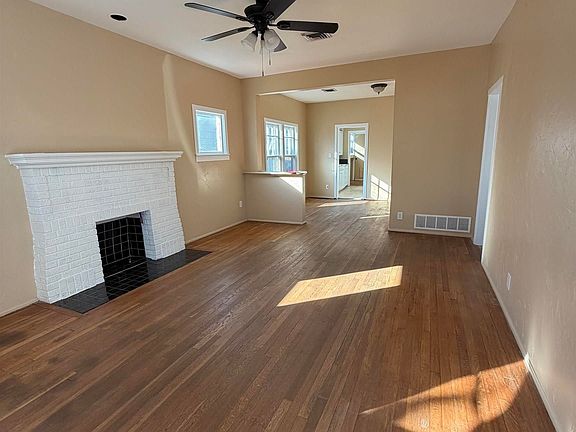 4th image of 1628 Ardath Ave