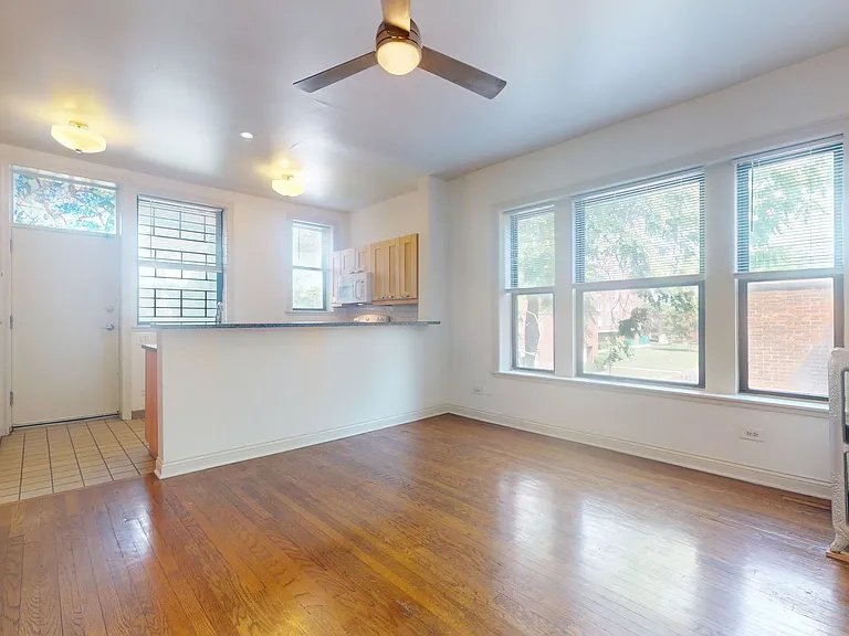 Dining/Living room