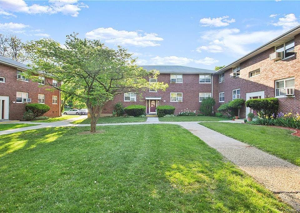 1st image of 28 Dehaven Dr APT 2D