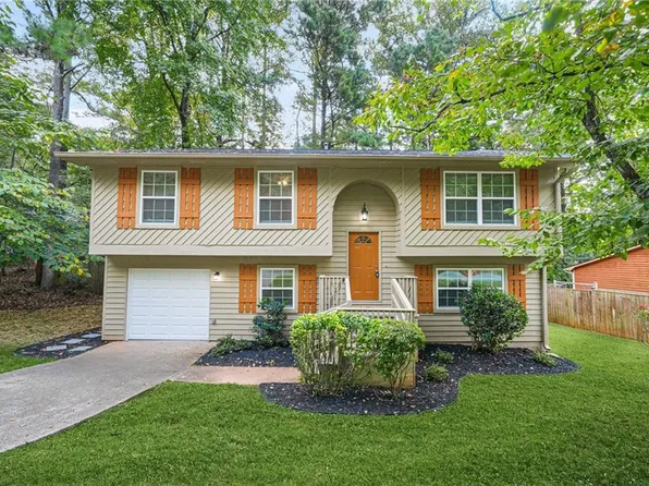 1220 Terramont Dr, Roswell, GA 30076