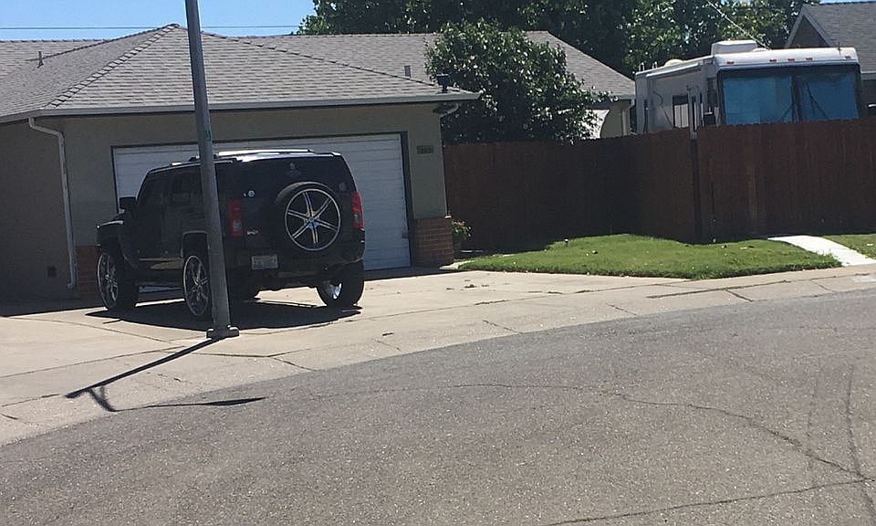 1st image of 100 S Loma Dr