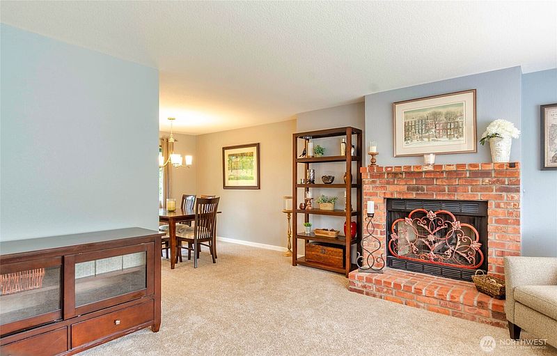 5th image of 13936 SE 158th Street