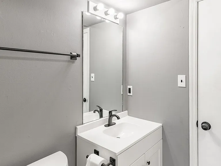 209 Bluebird Ln SW #4 — Photo 14