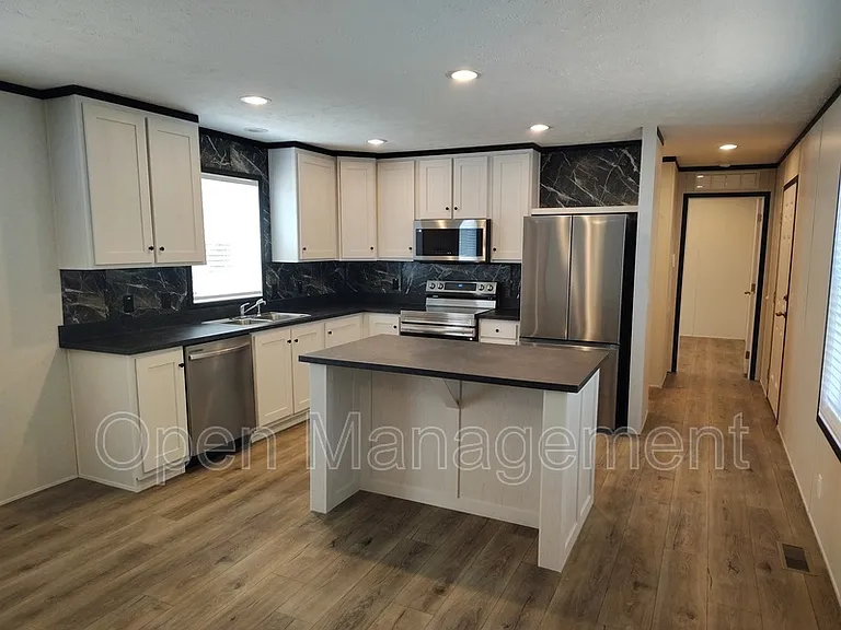 120 Terry Blvd #4 — Photo 10