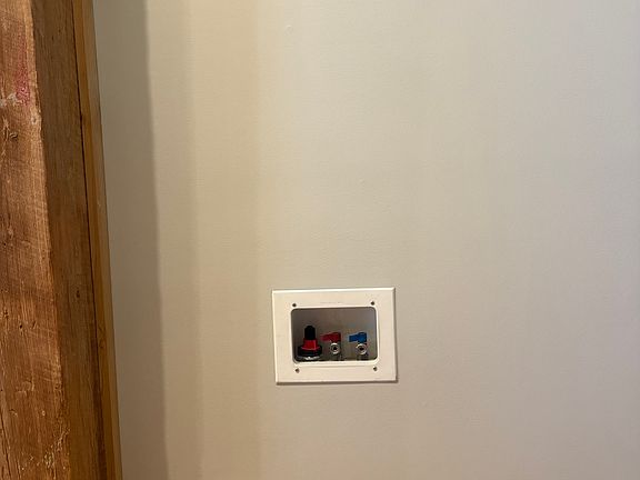 3rd image of 146 S River Ave APT 207