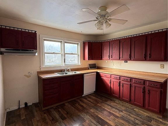 2nd image of 104 Arvilla Rd