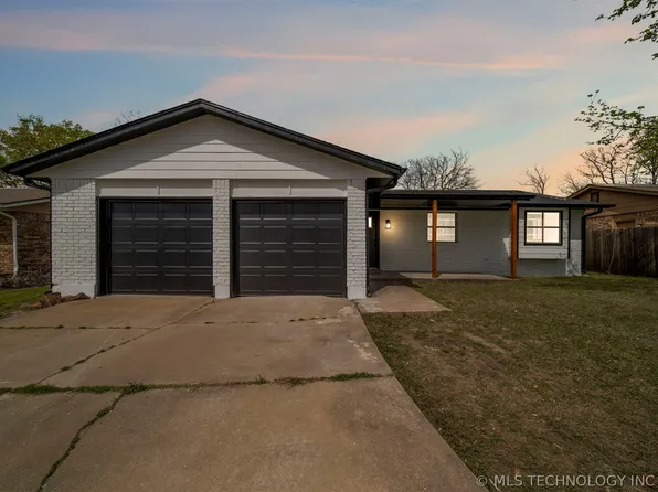 11845 E 15th Pl, Tulsa, OK 74128