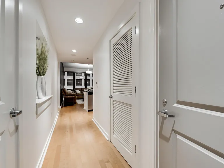 1200 Main St #1007 — Photo 4