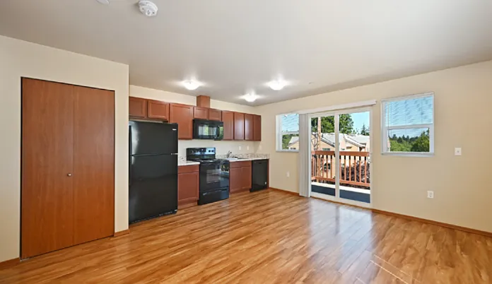 Ambaum Place I | Modern Apartment Homes w/ In-Unit Laundry! — Photo 10