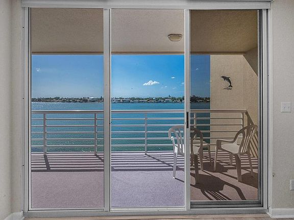 3rd image of 6085 Bahia Del Mar Cir APT 467
