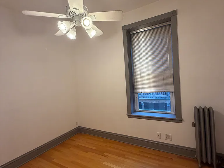 2553 W Cortez St #2R — Photo 8
