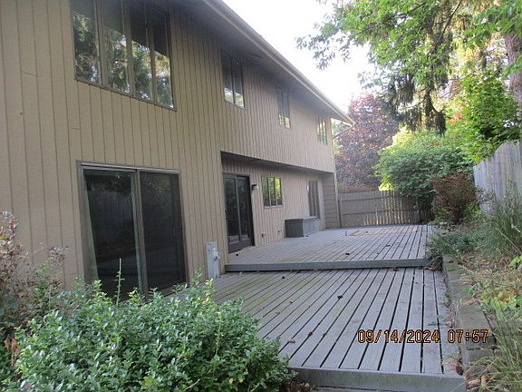 2nd image of 2130 Alta Vista Dr