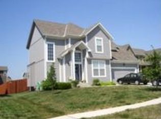 530 E Meadowlark Ct, Gardner, KS 66030