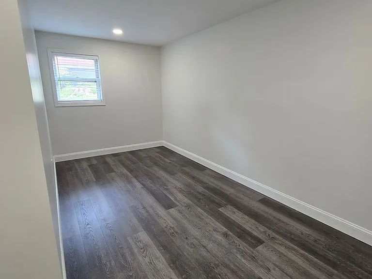 108 Potomac Cir — Photo 7